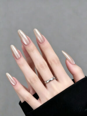 nail_art_on_hand